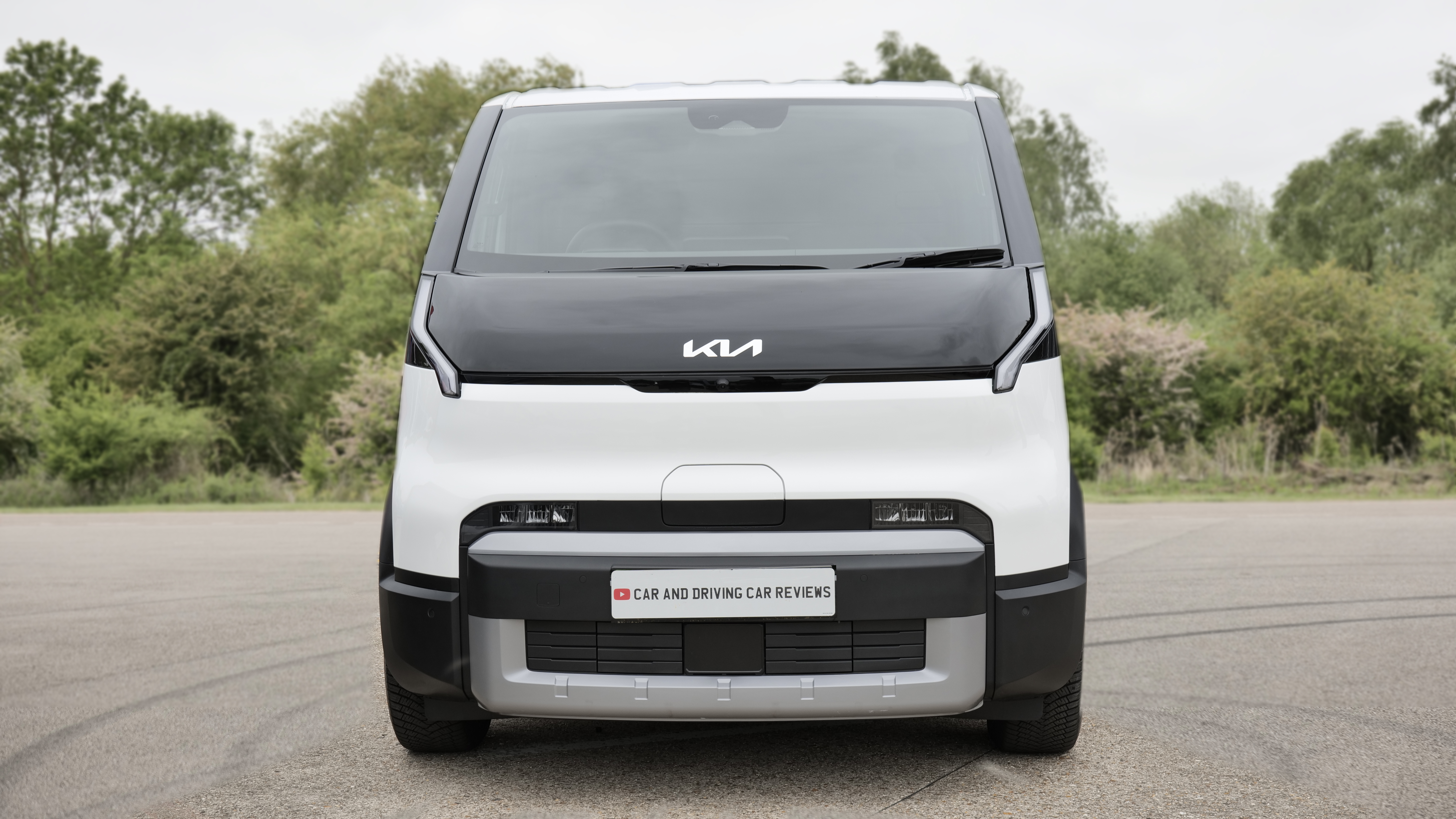 KIA PV5 CARGO L1 ELECTRIC 120kW Essential Long Range 71kWh H1 Van Auto